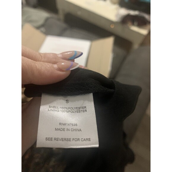 Romeo + Juilet Brown Romper With Zip Up Back And Diamond Pattern. Size. S. B26 - Picture 4 of 4